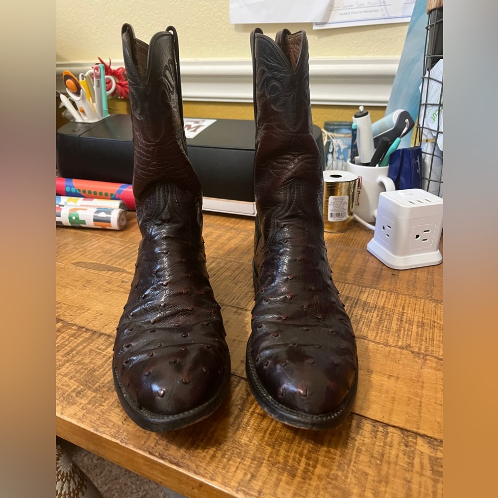 Lucchese L8325 Men’s Boots